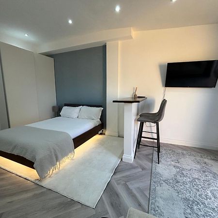 London Studios And Suites Harrow Exterior foto