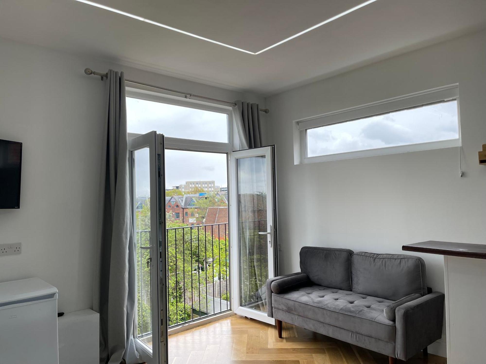 London Studios And Suites Harrow Exterior foto