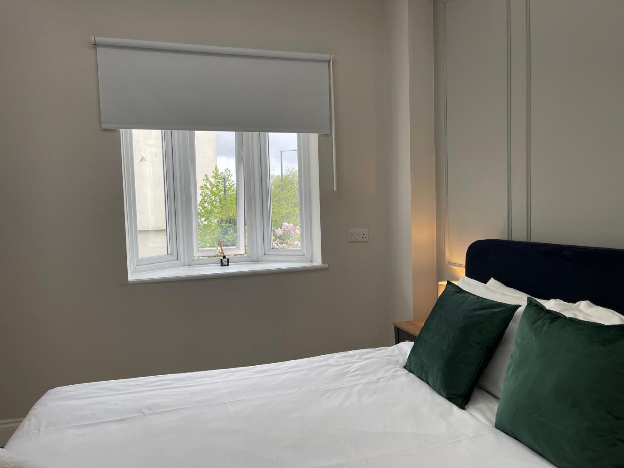 London Studios And Suites Harrow Exterior foto