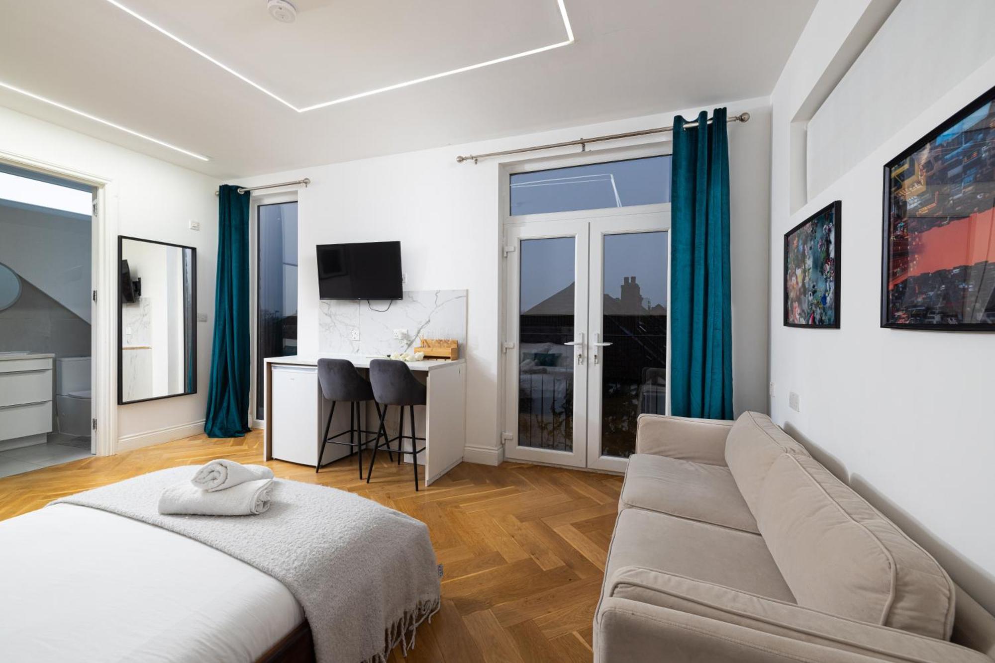 London Studios And Suites Harrow Exterior foto